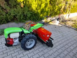 Traktor MGM Lampacrescia 13 le-s MGM Lampacrescia Castoro Super Honda ipari kivitelű fűmagvető egytengelyes kistraktor