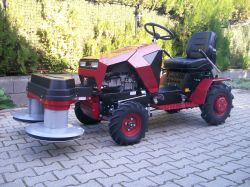Mezőgazdasági gépek DAKR 16 LE-s Briggs motoros, Panter FD-5 fűkaszáló traktor, cseh gyártmány!
