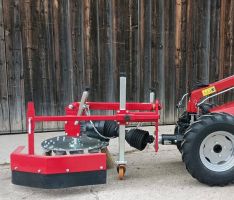 Traktor MGM Lampacrescia 13 le-s MGM-Lampacrescia Ginko R710 egytengelyes kistraktor járdaszegély tisztító kefével