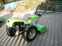 Traktor MGM Lampacrescia Olasz gyártmányú Castoro Super multifunkcionális kistraktor !!!