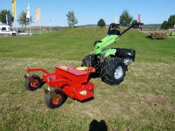 Traktor MGM Lampacrescia 13 le-s MGM FC130 ALPIN ipari kivitelű fűnyíró egytengelyű kistraktor