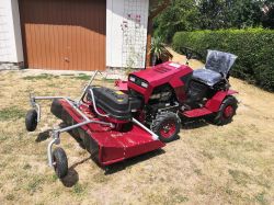 Traktor DAKR Panter FD-5 minitraktor fűnyíróasztallal, (Cseh gyártmányú), 16 LE-s, szenzációs áron