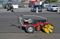 Mezőgazdasági gépek DAKR DAKR SB 85 ipari lombseprű gép (közterületek tisztítására és hó mentesítésére)