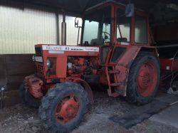 Traktor MTZ 82