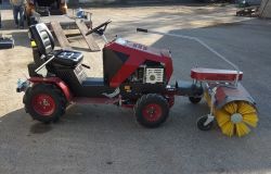  DAKR Panter FD-5 minitraktor seprőgéppel, (Cseh gyártmányú), 16 LE-s, szenzációs áron