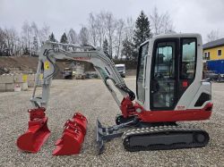  Takeuchi TB225