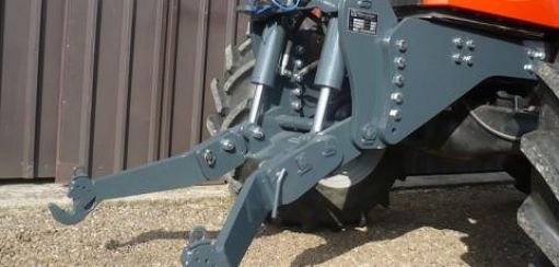  Fronthidraulika – Univerzális