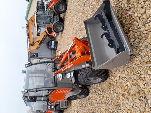 Atlas AR 320 derékcsuklós homlokrakodógép