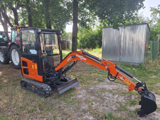 Everun  ERE18H forgó kotró Kubota motorral