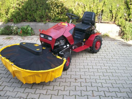 DAKR 16 LE-s Briggs motoros, Panter FD-5 fűkaszáló traktor, cseh gyártmány!