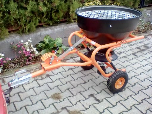 DAKR EVEREST (CSEH GYÁRTMÁNYÚ VONTATOTT PROFESSZIONÁLIS IPARI SÓSZÓRÓ)