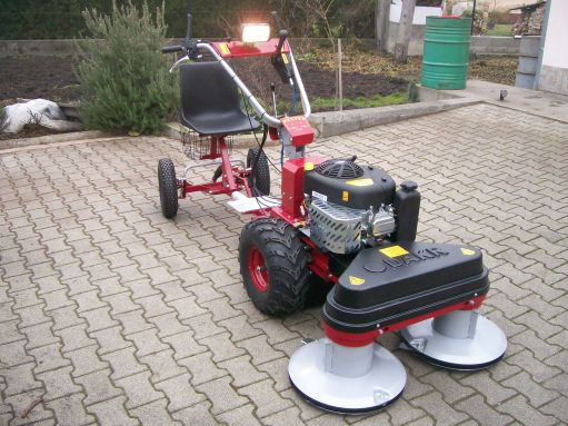 DAKR 16 LE-s Briggs motoros Panter kistraktor szuper áron !!!