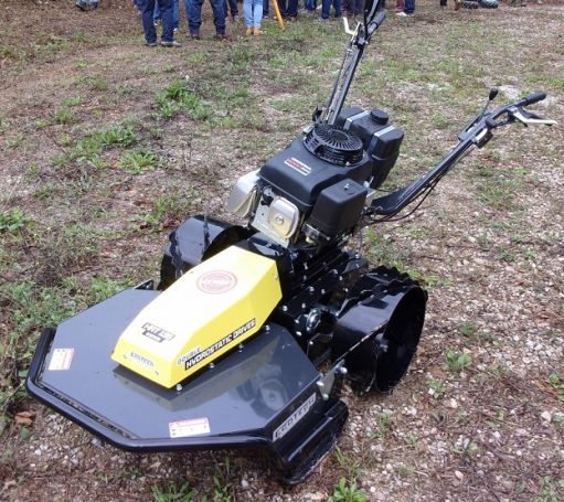  Ecotech HRT 135 magasgazvágó berendezés lejtős területek nyírására
