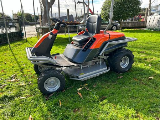  23 LE-s, DORMAK RHX 95 ipari kivitelű gazvágó traktor