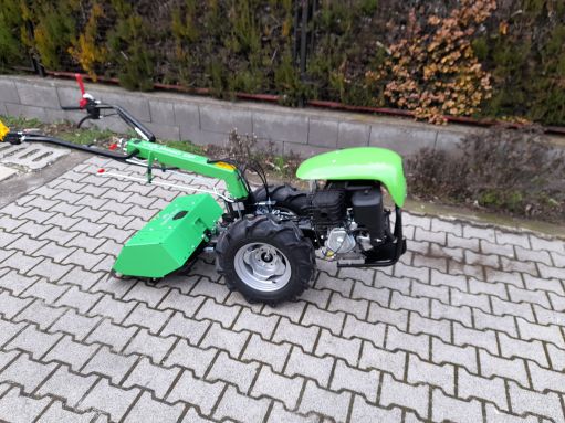 MGM Lampacrescia 11,5 LE-s, Briggs motoros MGM Volpino DF egytengelyes kistraktor !!!