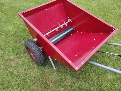 DAKR DAKR GREEN WIZARD 70 (CSEH GYÁRTMÁNYÚ KÉZI MŰKÖDTETÉSŰ PROFESSZIONÁLIS IPARI HOMOK- ÉS MAGKEVERÉKSZÓRÓ GYEPFELÚJÍTÓ GÉP)