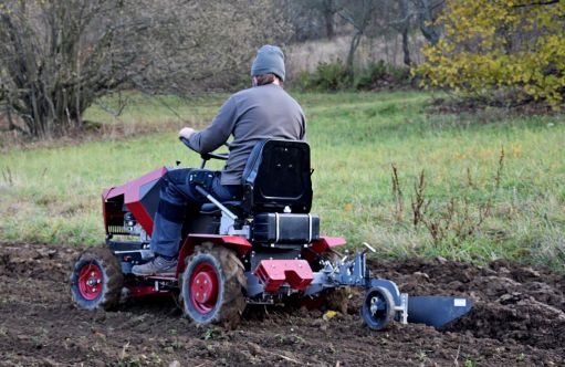 DAKR Panter FD-5 minitraktor ekével, (Cseh gyártmányú), 16 LE-s, szenzációs áron