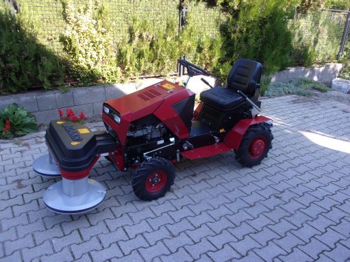 DAKR Panter FD-5 minitraktor dobos kaszával, (Cseh gyártmányú), 16 LE-s, szenzációs áron