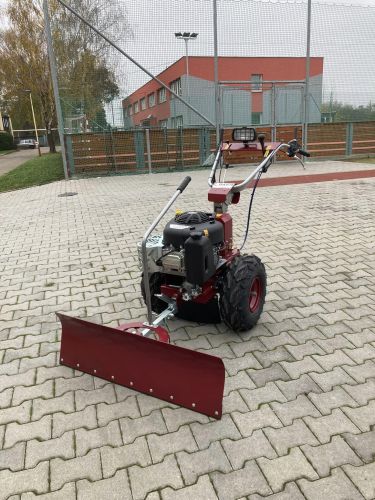 DAKR Hydro Panter 16 LE-s hótoló, hókotró egytengelyes kistraktor