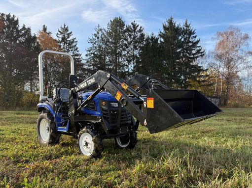 Taurus 25 LE-s Tauros ZX25A 4x4 professzionális keskeny nyomtávú kertészeti traktor homlokrakodóval