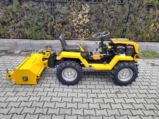 Taurus Tauros ZX 18 4x4, 18 LE-s, kertészeti kistraktor „Y” késes szárzúzóval !!!