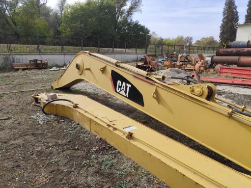 Eladó használt  CAT 320