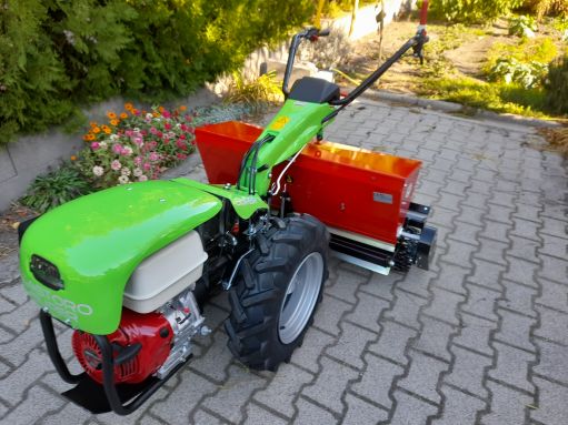 MGM Lampacrescia 13 le-s MGM Lampacrescia Castoro Super Honda ipari kivitelű fűmagvető egytengelyes kistraktor