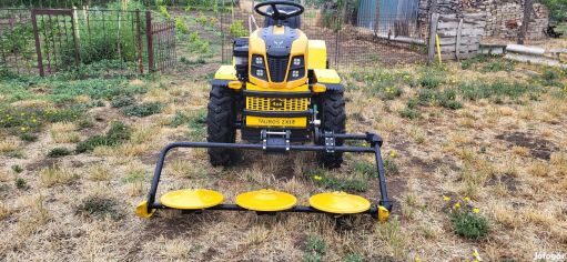  Tauros ZX 18B 4x4, 18 LE-s kerti kistraktor tárcsás kaszával szenzációs áron !!!