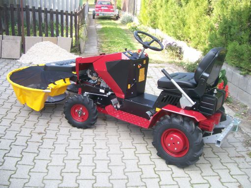 DAKR Panter FD-5 minitraktor dobos kaszával, (Cseh gyártmányú), 16 LE-s, szenzációs áron