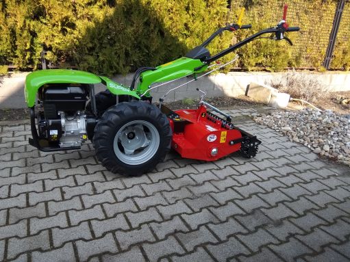 MGM Lampacrescia 13,5 le-s MGM Lampacrescia Castoro Super ipari kivitelű síkelőkészítő-talajszekcionáló egytengelyes kistraktor szenzációs áron !!!