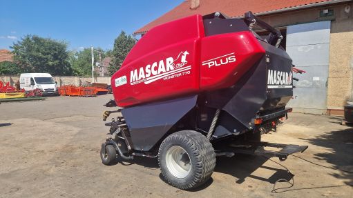 Eladó használt Mascar Monster 770 Plus bálázó, 24.000 bála