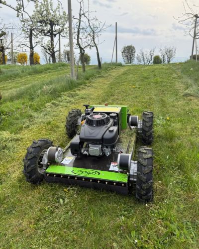  9 LE-s, POGO MTECH 4×4 távirányítású fűnyíró a mindennapokra (55 cm munkaszélesség)