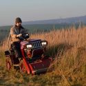 DAKR Cseh gyártmányú 22 LE-s Panter FD-52V multifunkcionális mulcsozó traktor 2. kép