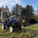 Taurus 30 LE-s Tauros ZX25B 4x4 professzionális keskeny nyomtávú kertészeti traktor homlokrakodóval 7. kép