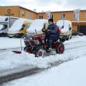 DAKR Cseh gyártmányú 22 LE-s Panter FD-52V kerti kistraktor hótolólappal 5. kép