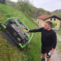  22 LE-s, POGO MTECH SKK 90 V1 professzionális ipari távirányítós gazvágó-fűnyíró gép, 90 cm-es munkaszélesség 2. kép